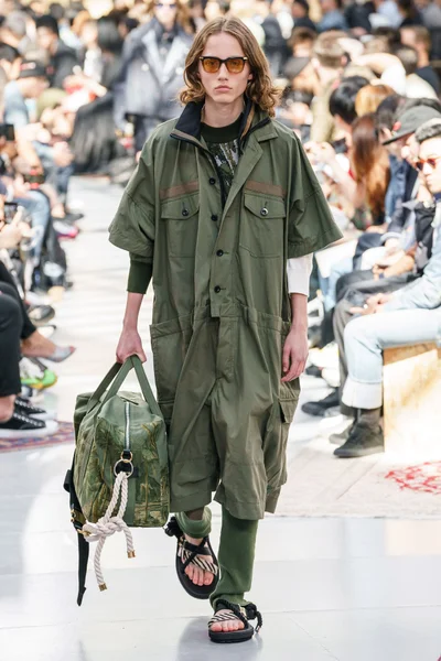 Look 27